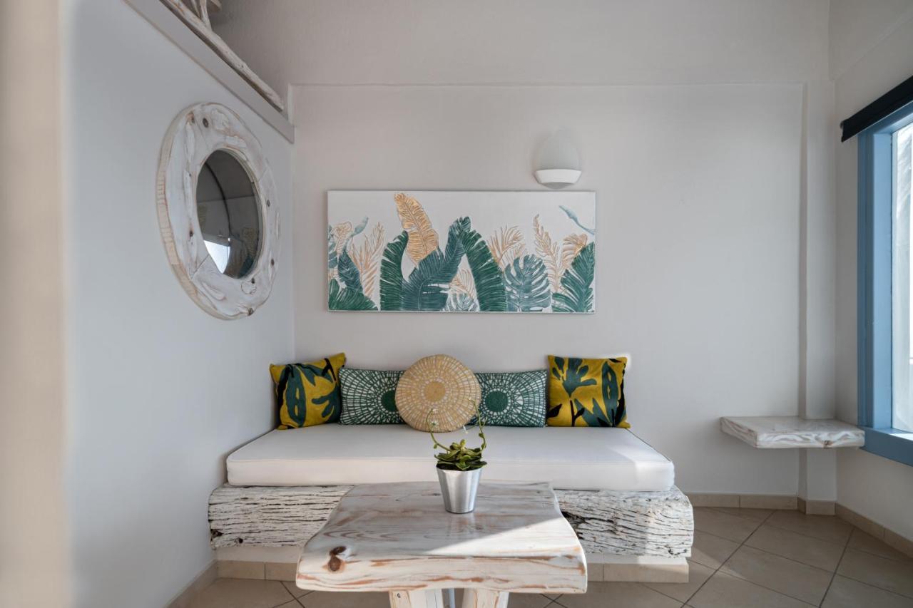 Athermi Suites - Adults Only Fira  Luaran gambar